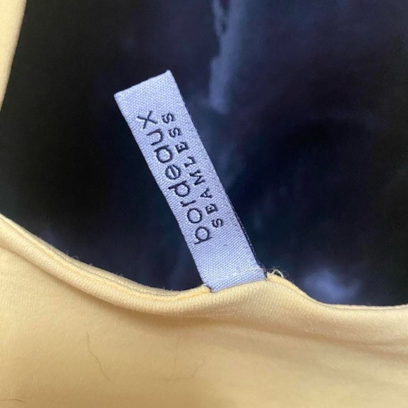 Bordeaux Butter yellow smooth seamless tank top - Picture 4 of 6